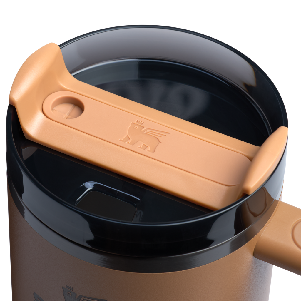 Insulated Travel The Quencher H2.0 Flowstate Tumbler D050X - Double-Wall Vacuum Insulated Travel Tumbler with Straw Detail