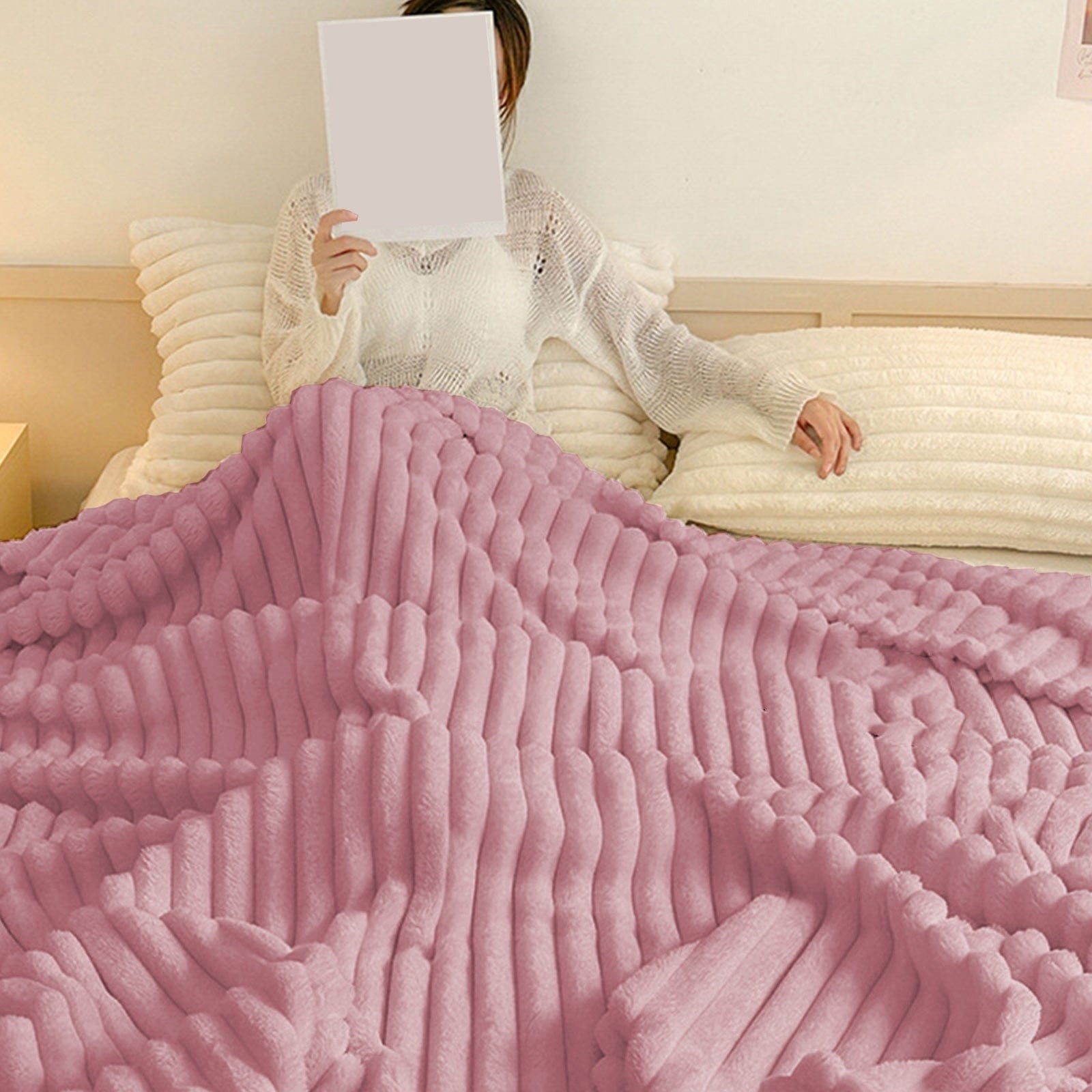 Super Soft Flannel Faux Fur Throw Blanket for Couch, Soft and Thick Double Layer Throw Blanket, Lightweight Plush Fuzzy Luxury Winter Bl... - Cozy Fleece Throw Blanket for Couch & Bed Detail