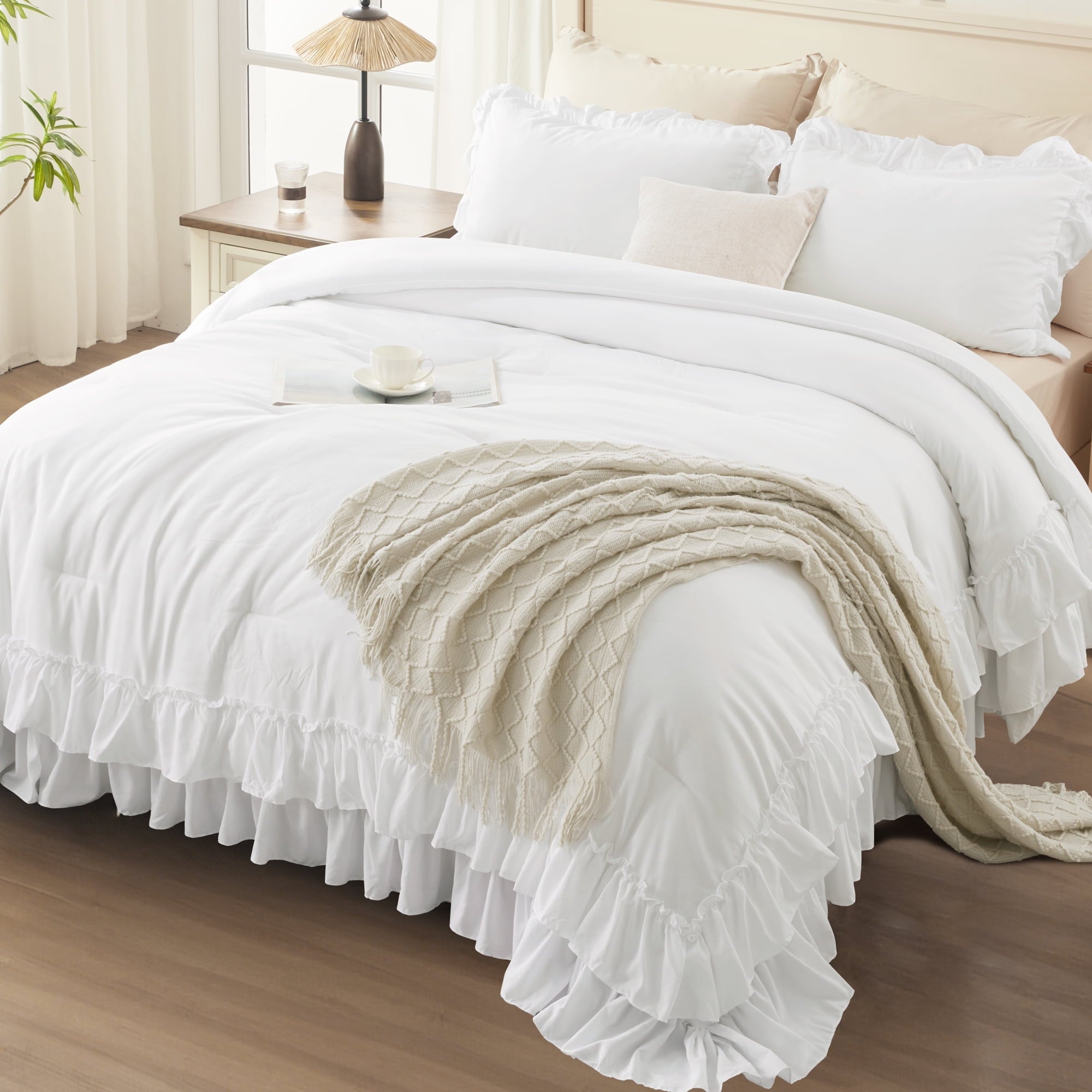 Fluffy Down Alternative Queen Comforter Set White - 3 Pieces Soft Fluffy Ruffle Bedding Comforter Sets for Queen Bed, All Season Farmhouse Li... - Cloud-Like Soft Lightweight Bed Comforter Detail