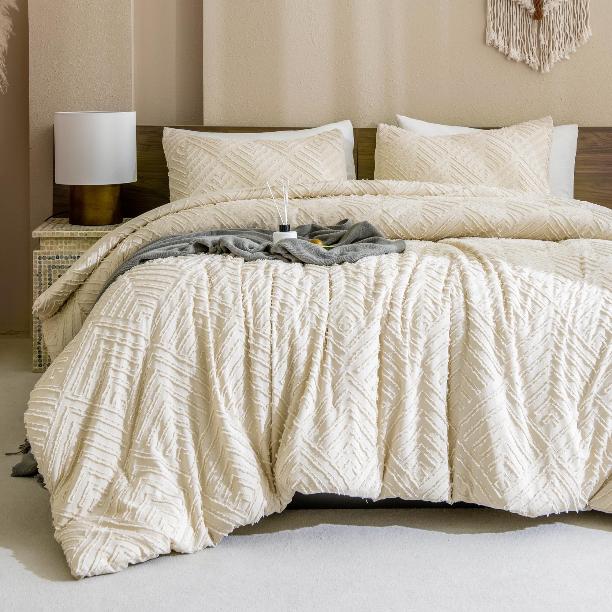 Luxurious Quilted King Size Comforter Sets Beige - 3 Pieces Cream Boho Bedding Comforter Set for King Bed - Soft Fluffy Tufted Textured... - Luxurious Quilted Duvet Cover Set Detail