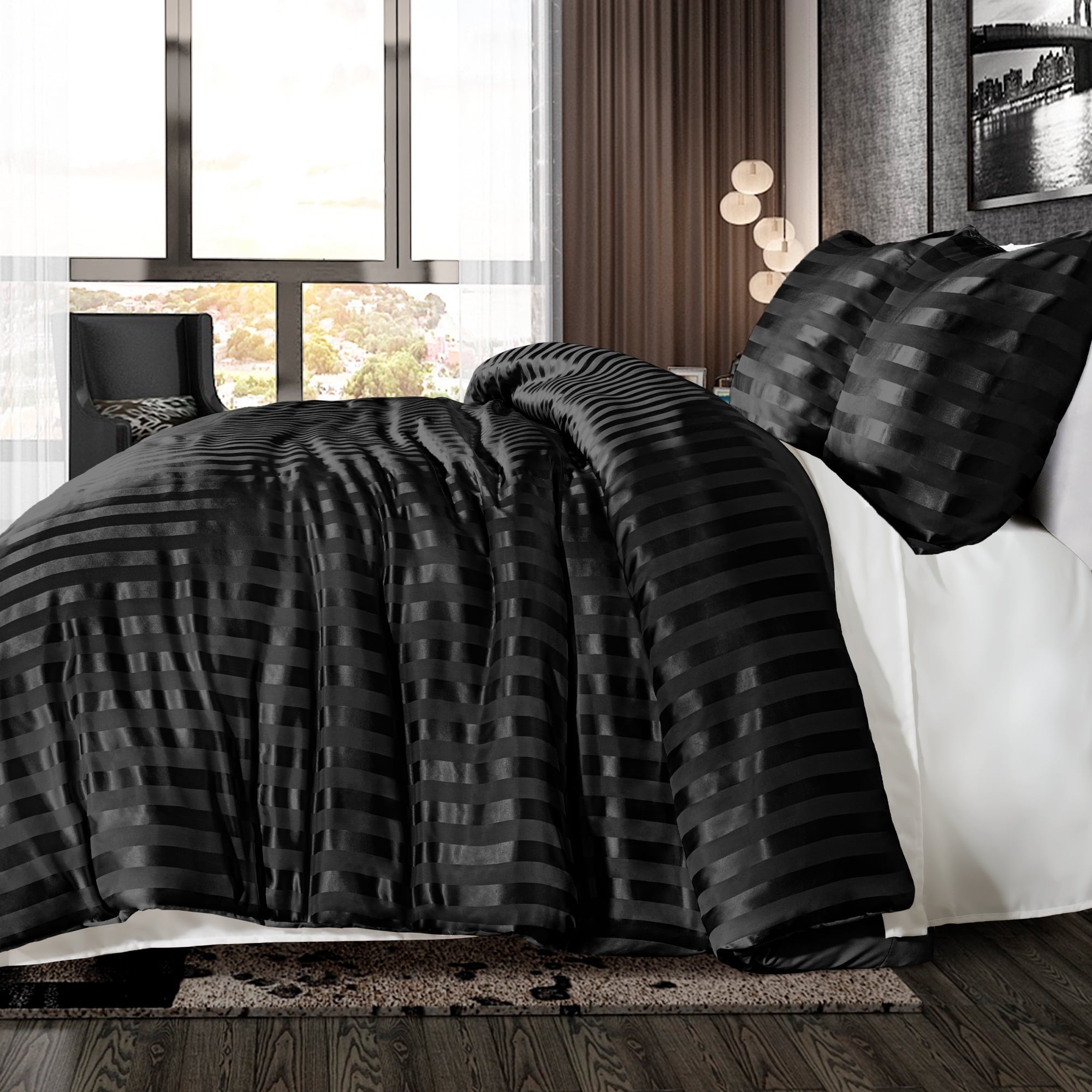 Luxurious Quilted 3-Piece Reversible Silky Soft King Size Comforter Set, Luxury Stripe Satin Oversized Comforter Bedding Set with 2 Sat... - Cloud-Like Soft Lightweight Bed Comforter Detail