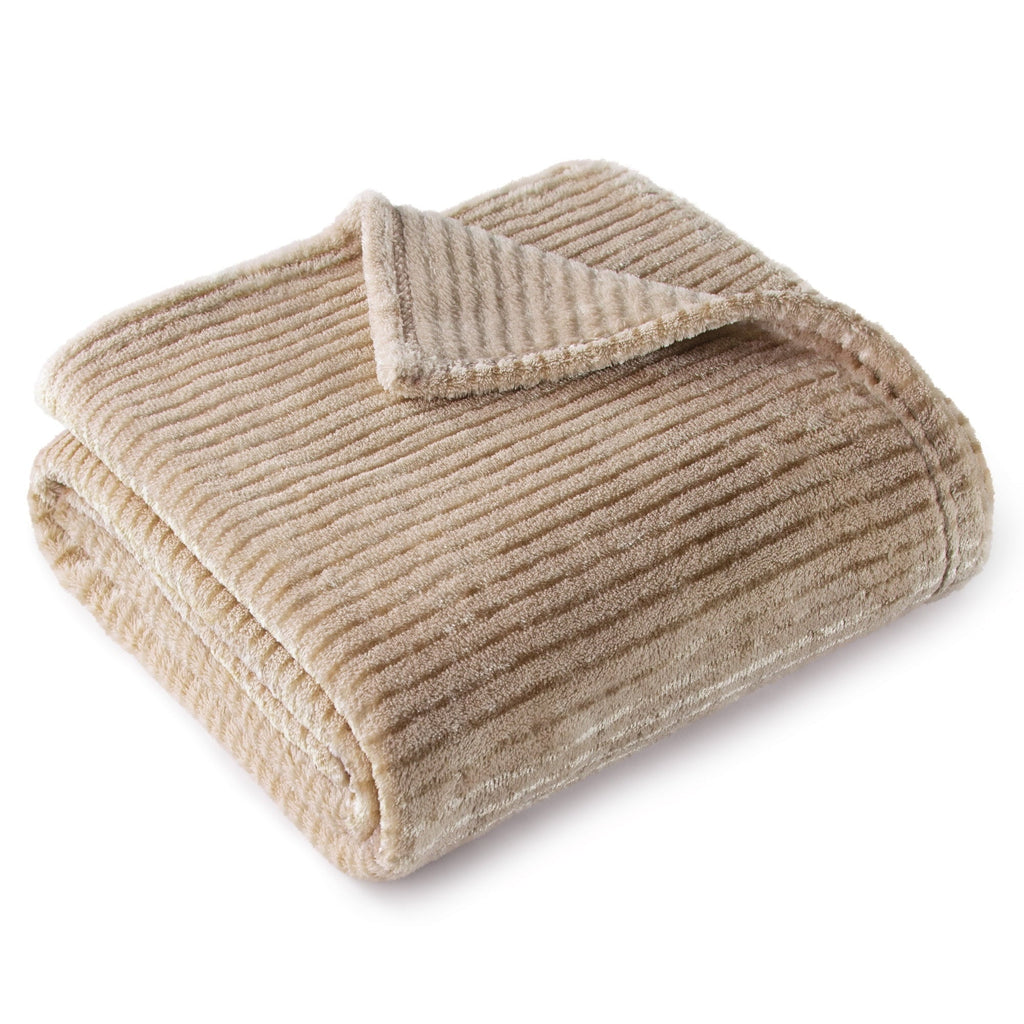 Decorative Knitted Soft Throw Blanket, 50"x60", Camel - Super Soft Reversible Sherpa Flannel Blanket Detail