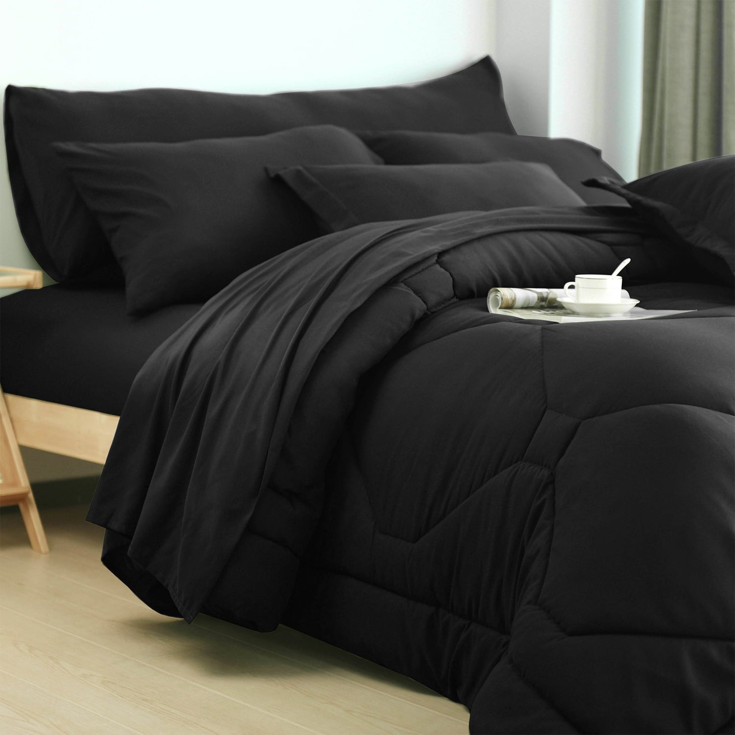 All-Season 8 PCS Modern Comforter Set with Sheets All Season Bed in a Bag, Black, Queen Size - Cloud-Like Soft Lightweight Bed Comforter Detail