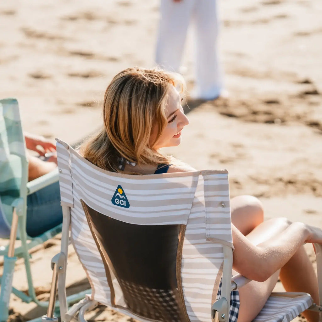 Patented Spring-Action Beach Rocker - Choice 712 - Heavy-Duty Kickback Rocker with Beverage Holder Detail