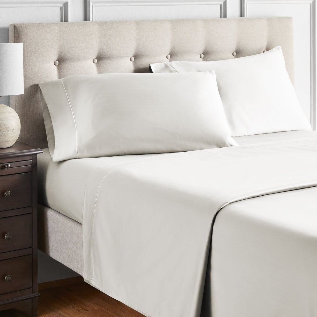 Wrinkle-Resistant 4-Piece 600 Thread Count White Egyptian Cotton Adult Bed Sheet Set, King - Deep Pocket - Breathable Egyptian Cotton Flat & Fitted Sheets Detail