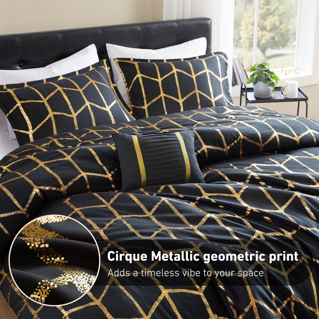 Heavyweight Warmth Full/Queen Size Comforter Set, 4-Piece Bedding Set for All Seasons, Geometric Metallic Comforter Bed Set with Decor P... - Cloud-Like Soft Lightweight Bed Comforter Detail