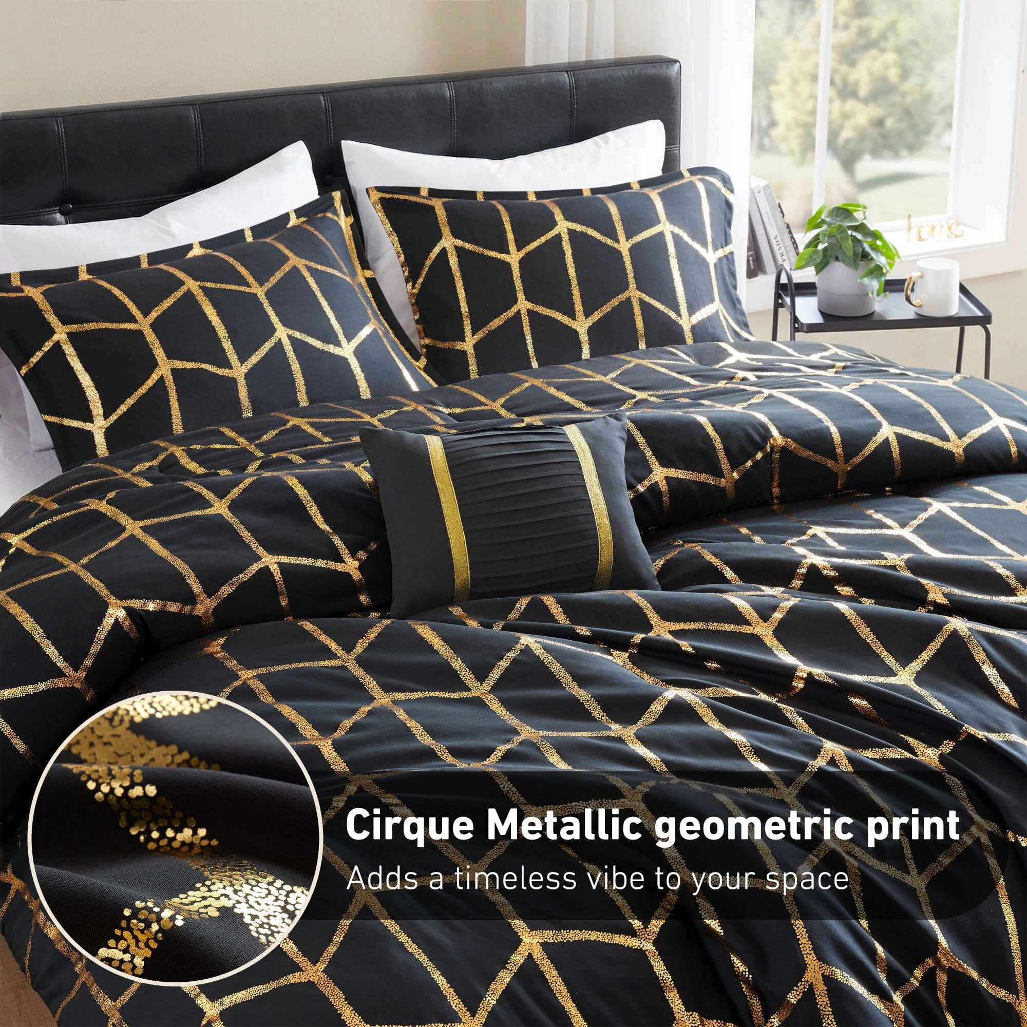 Heavyweight Warmth Full/Queen Size Comforter Set, 4-Piece Bedding Set for All Seasons, Geometric Metallic Comforter Bed Set with Decor P... - Cloud-Like Soft Lightweight Bed Comforter Detail