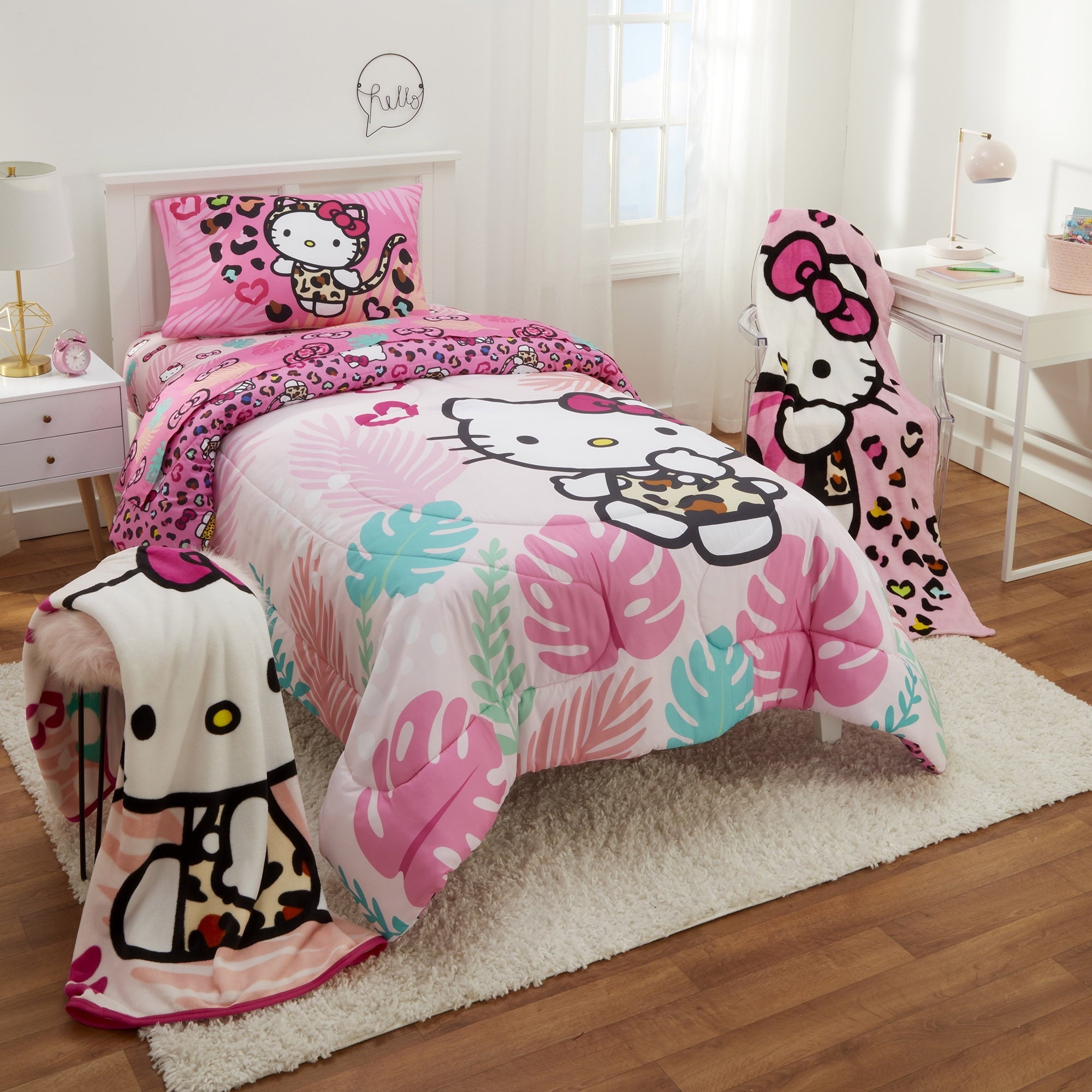 Reversible Sherpa Kids Pink White Print Fleece Throw Blanket, 46 x 60 - Luxury Knitted Decorative Throw Blanket with Fringes Detail