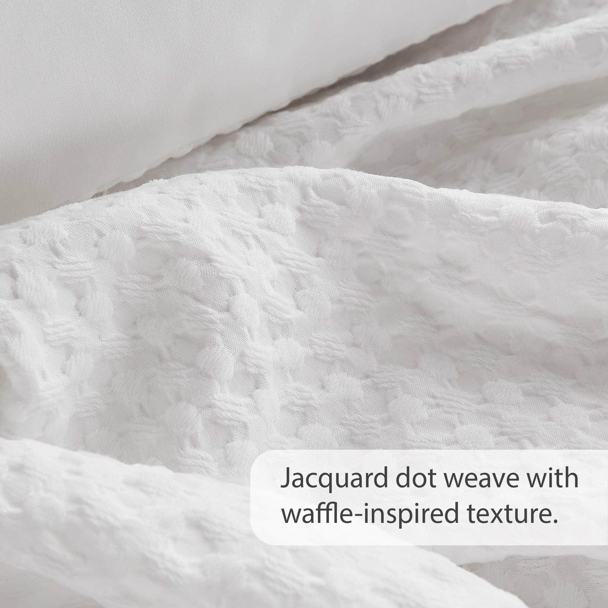 Hypoallergenic Cloud Comforter Sets Twin/Twin-XL, 2 Piece Soft Bedding Sets, Off-White Comforter Bed Set with Pillow Shams - Cloud-Like Soft Lightweight Bed Comforter Detail