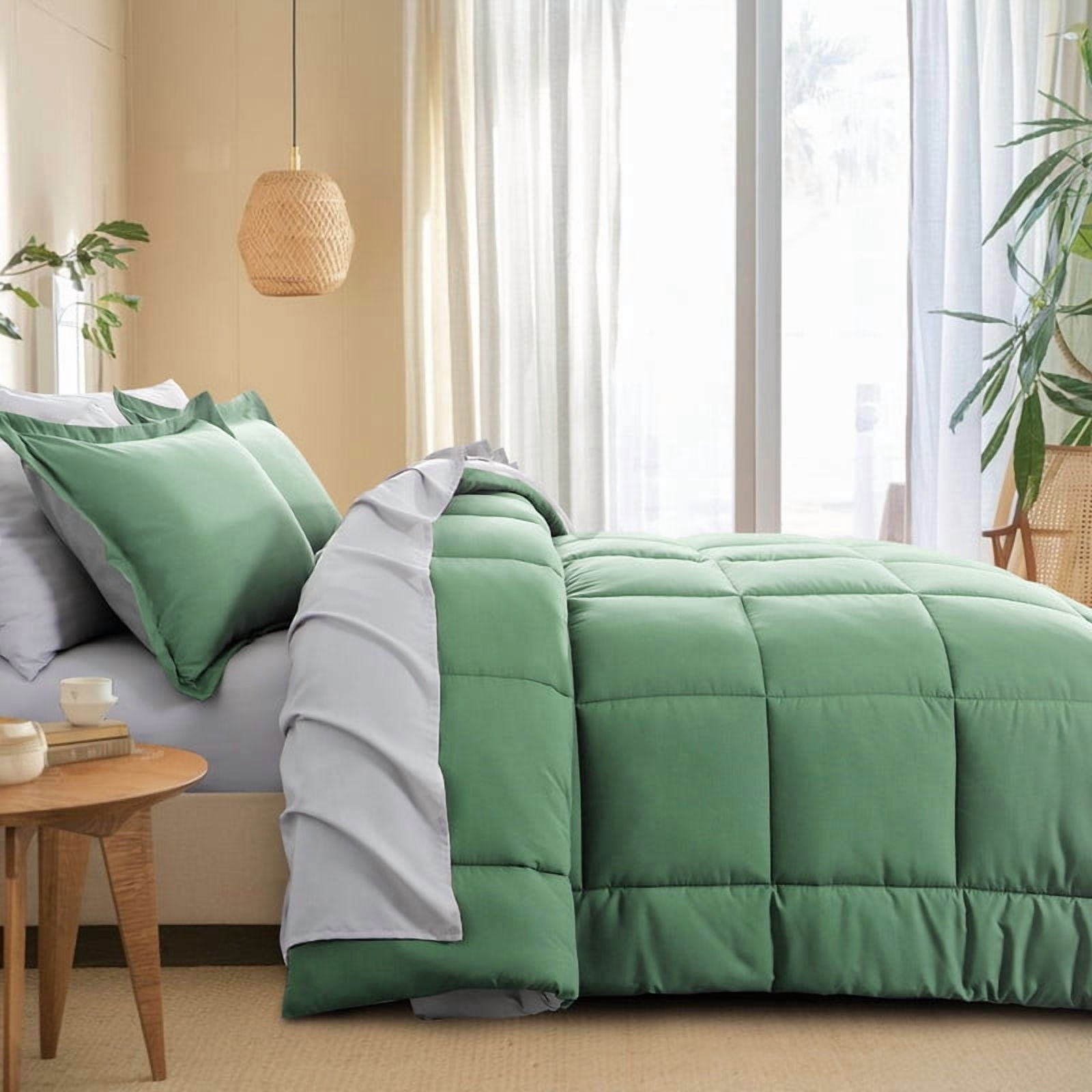 All-Season Grass Green/Grey Queen Size Comforter Set,3-Pieces Reversible Comforter Set Soft and Lightweight,All Season Down Alte... - All-Season Down Alternative Comforter Insert Detail