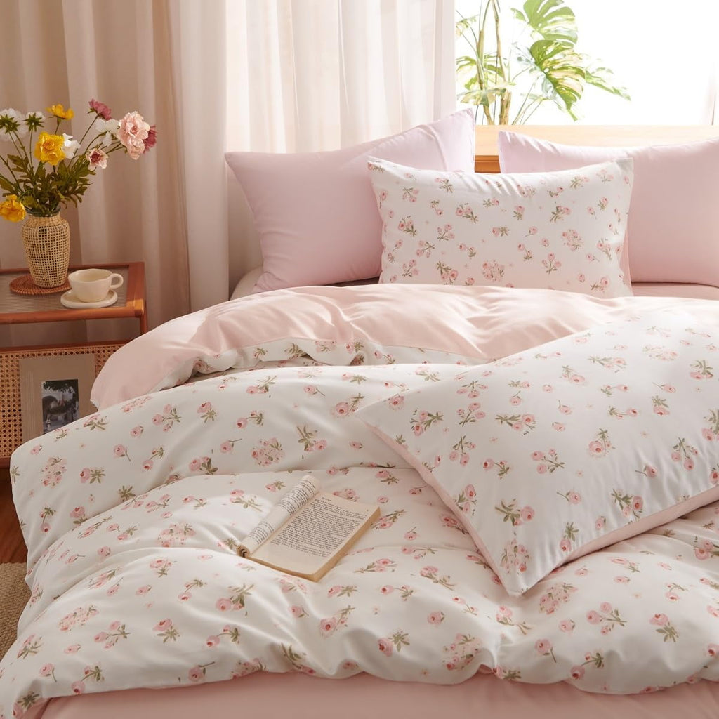 Heavyweight Warmth Pink loyalty Floral Comforter Queen Sets, 3 Pieces Chic Botanical Pink White Floral Reversible Comforter for All Season - Luxurious Quilted Duvet Cover Set Detail