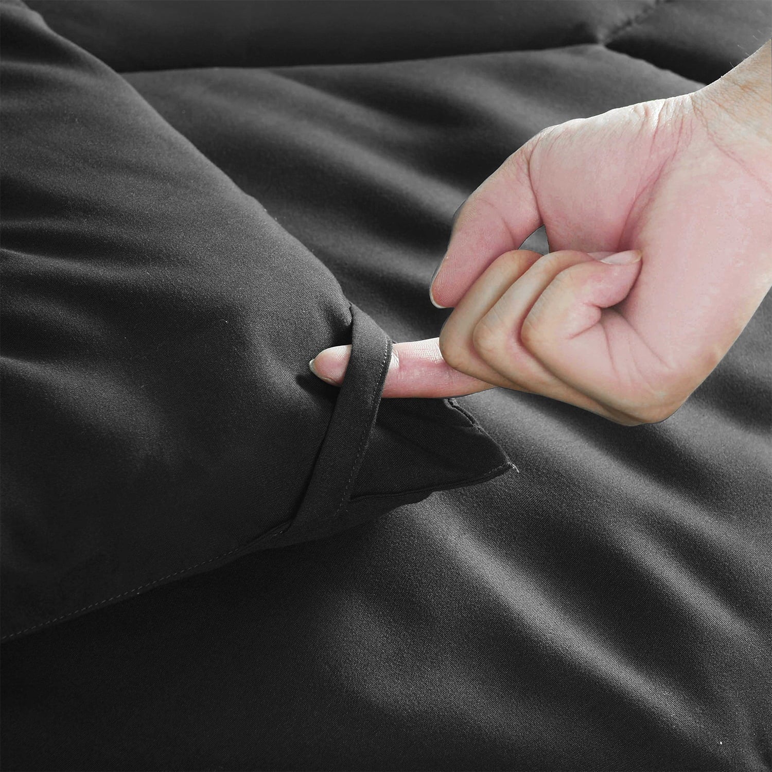 All-Season 8 PCS Modern Comforter Set with Sheets All Season Bed in a Bag, Black, Queen Size - Cloud-Like Soft Lightweight Bed Comforter Detail