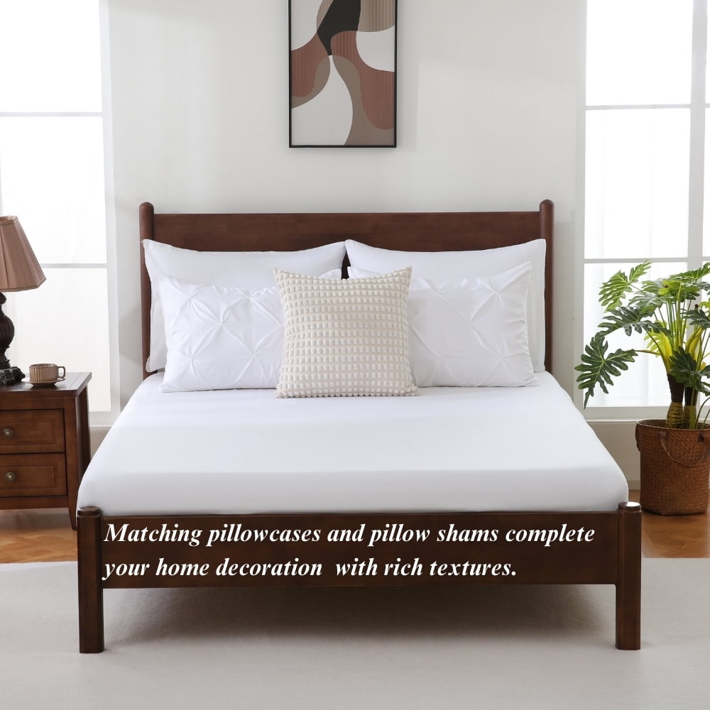 Hypoallergenic Cloud 7 Pieces Pinch-Pleated Comforter Set, White Queen Size - Luxurious Quilted Duvet Cover Set Detail