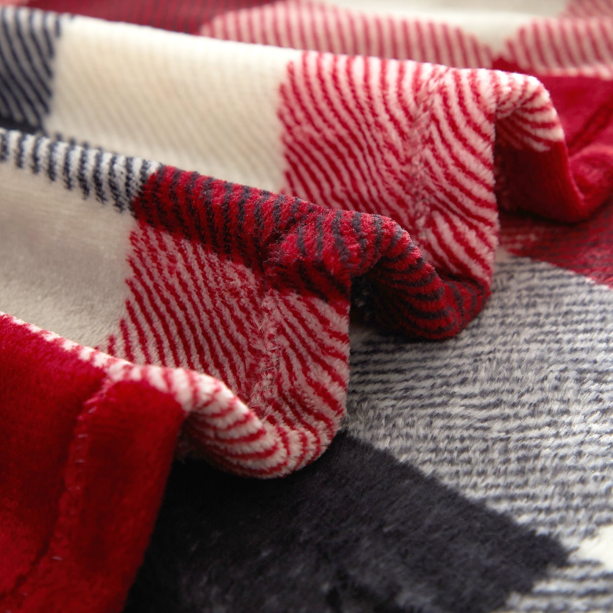 Reversible Sherpa Cozy Plush Throw Blanket, Red Plaid 50" x 60" All Ages - Lightweight Plush Warm Blanket for All Seasons Detail