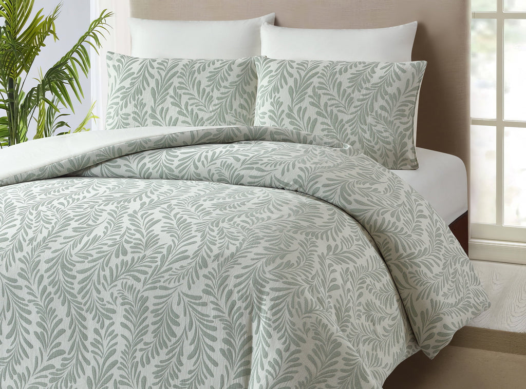 Luxurious Quilted Botanical 3-Piece Comforter Set, Green, Full Queen, All Ages - Luxurious Quilted Duvet Cover Set Detail