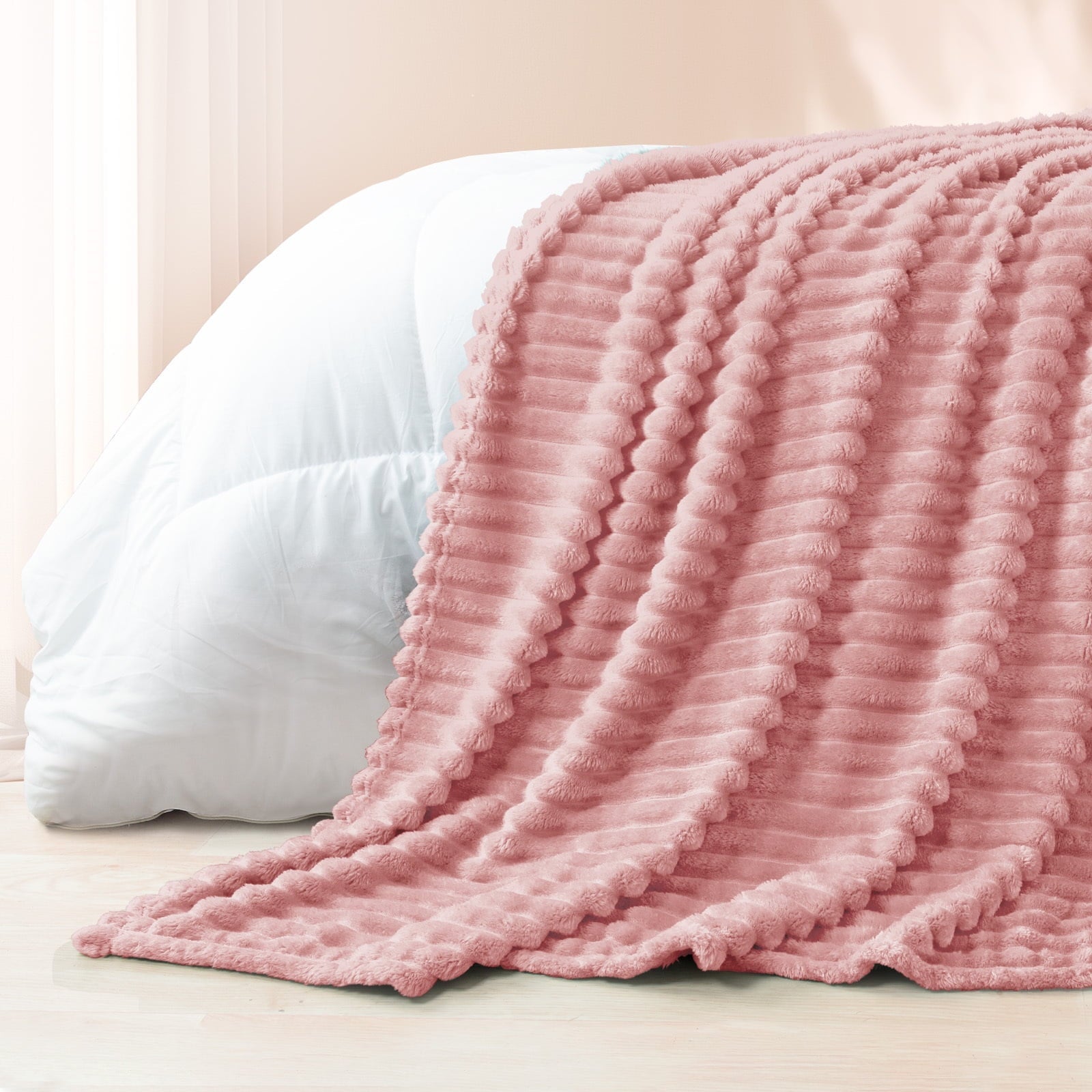 Super Soft Flannel Fleece Throw Blanket for Couch, Super Soft 3D Striped Jacquard Blanket, Lightweight Fuzzy Cozy Blankets, Pink, 50"x60" - Super Soft Reversible Sherpa Flannel Blanket Detail