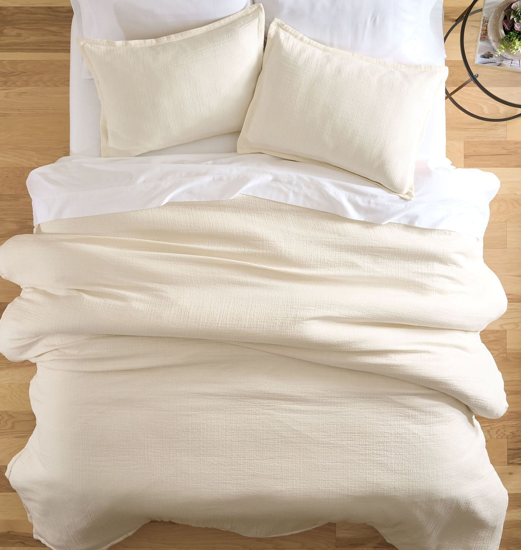 Fluffy Down Alternative 3-Piece Cream Gauze Comforter Set, Adult Full/Queen - Luxurious Quilted Duvet Cover Set Detail