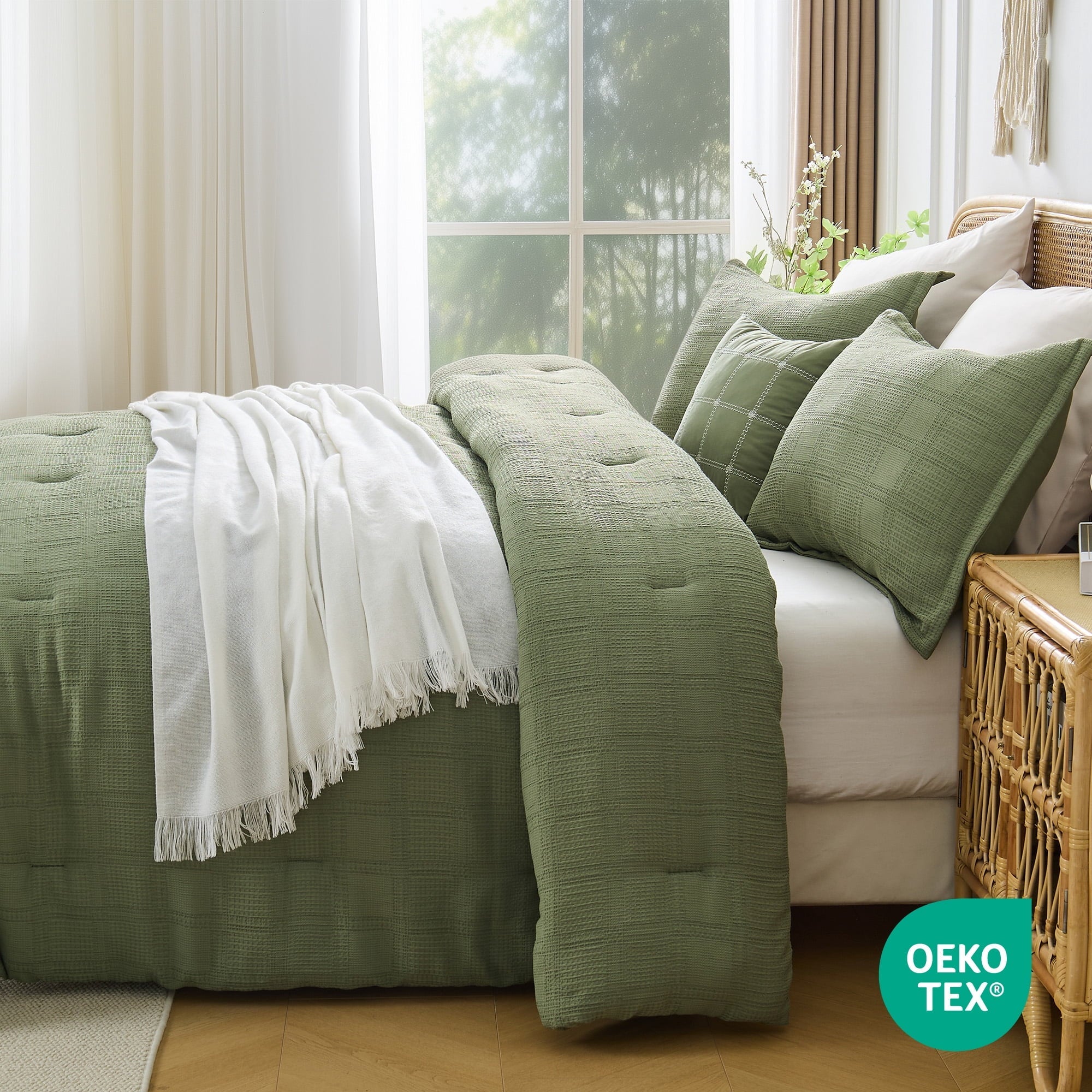 Fluffy Down Alternative Waffle Weave Comforter Set Full/Queen Size, Lightweight & Breathable Comforter Bet Set for All Season, 3-Piece Textur... - Luxurious Quilted Duvet Cover Set Detail