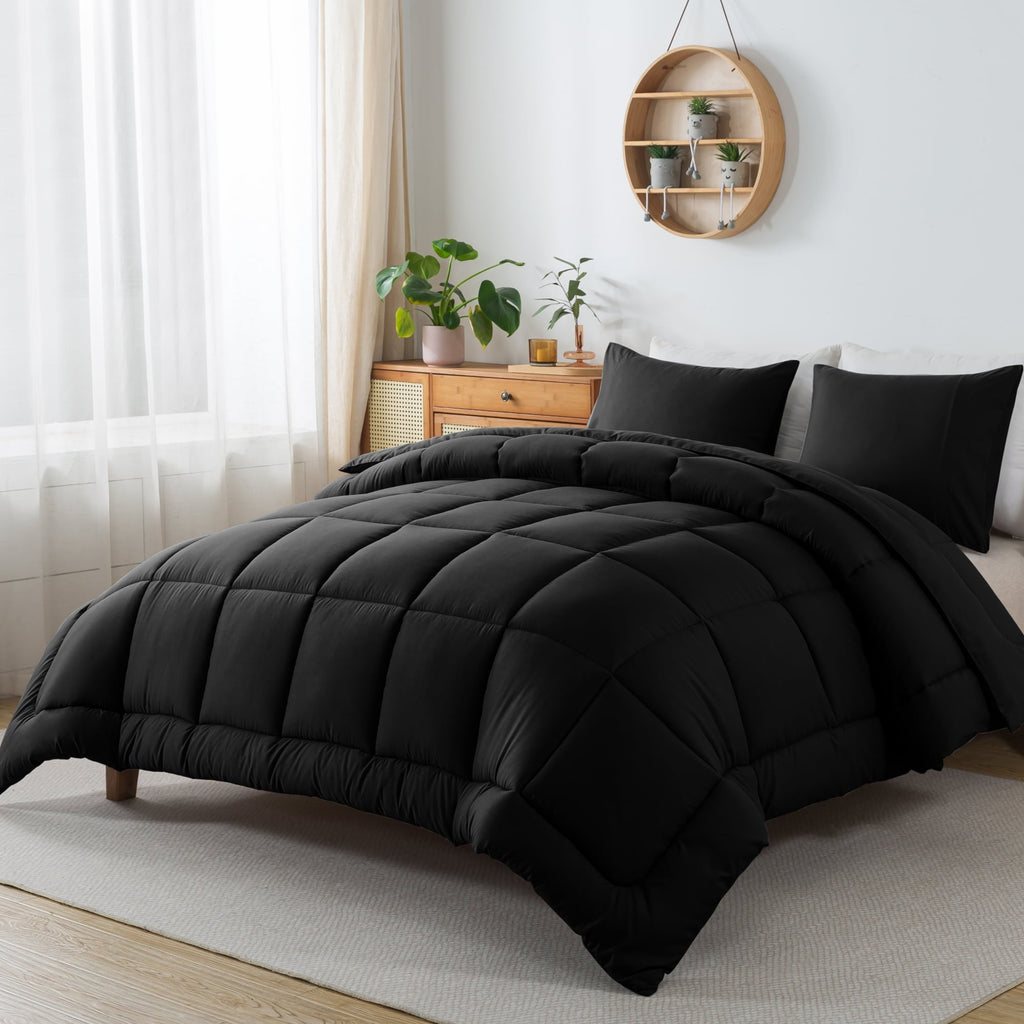 Hypoallergenic Cloud Queen Size 3-Piece All-Season Down Alternative Comforter Set Deep Black (Comforter and Pillowcase Bedding Set / bed i... - Luxurious Quilted Duvet Cover Set Detail