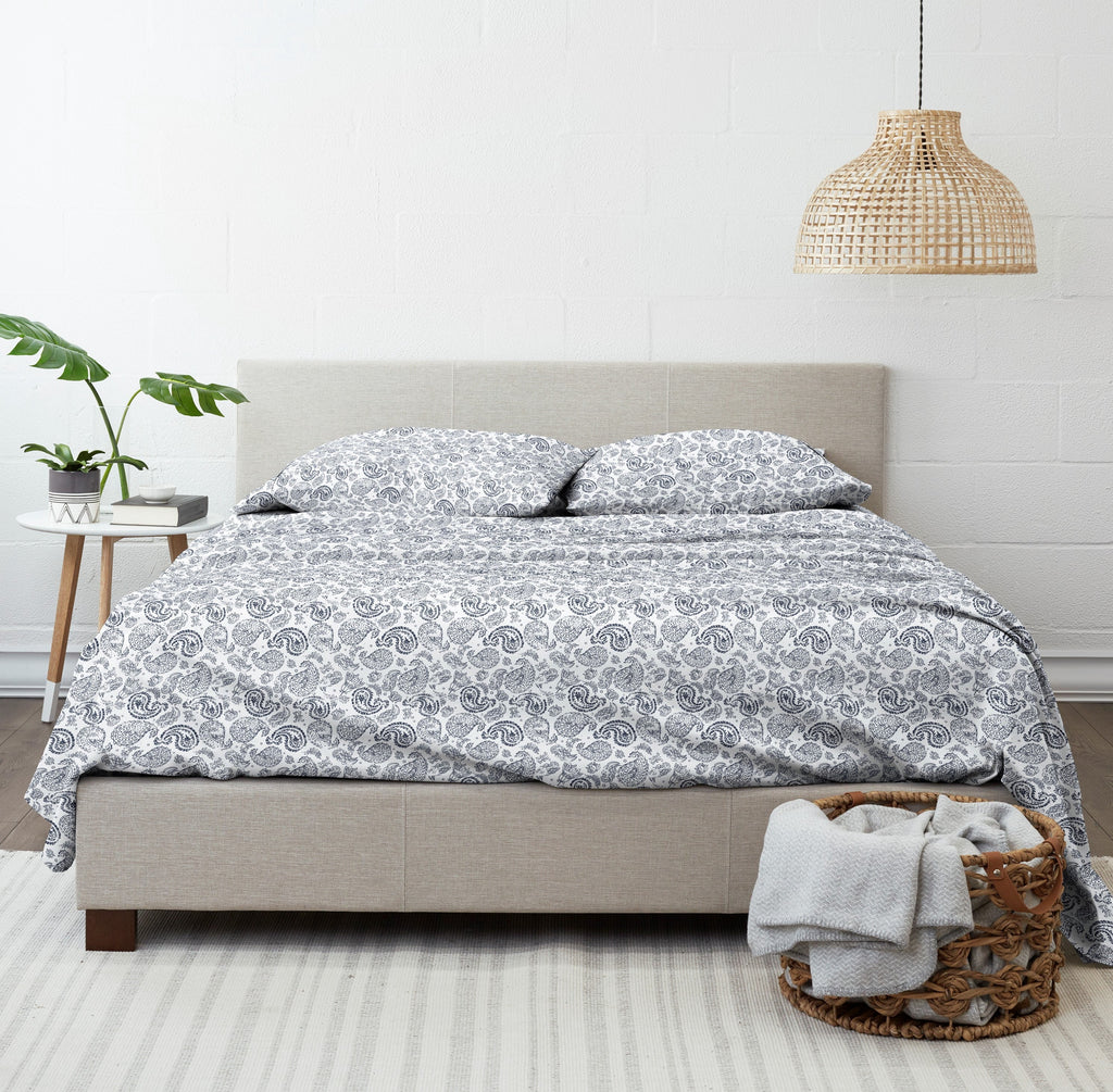 Breathable Luxury 4 Piece Pattern Microfiber Bed Sheets Set, Navy Coarse Paisley, Full - Cooling Hotel Quality Bedding Sheets and Pillowcases Detail