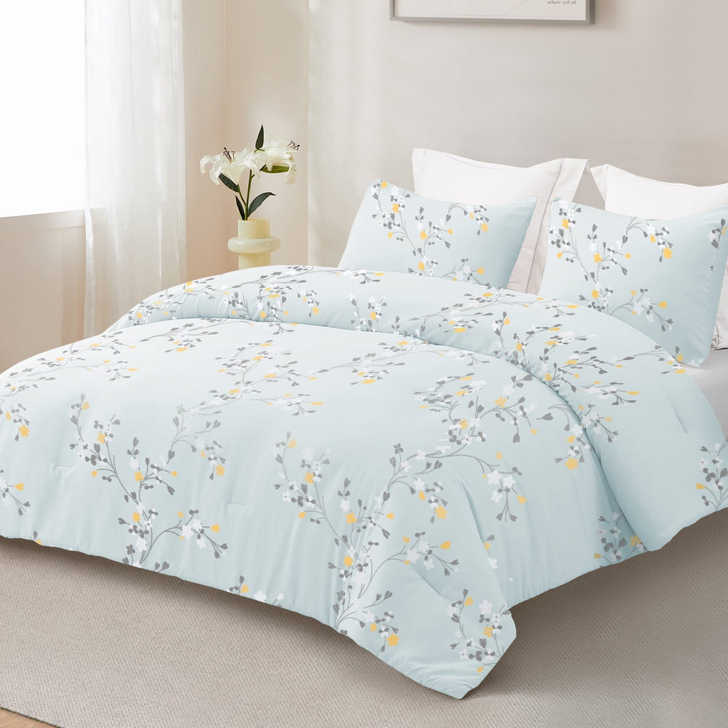 All-Season 3-Piece Floral King Size Comforter Set, Microfiber Bedding Down Alternative Comforter for All Seasons with 2 Pillow S... - Luxurious Quilted Duvet Cover Set Detail