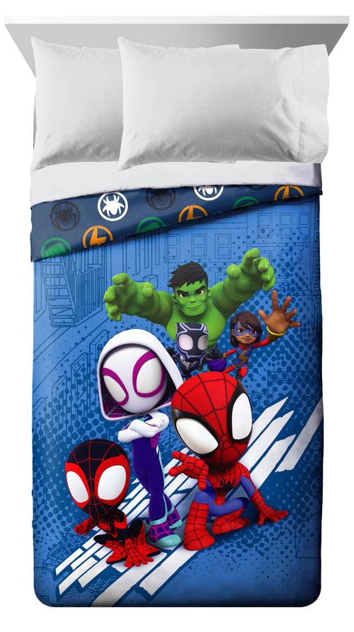 All-Season Spidey Amazing Friends Kids 2-Piece Twin/Full Reversible Comforter Set, Microfiber, Red - Luxurious Quilted Duvet Cover Set Detail